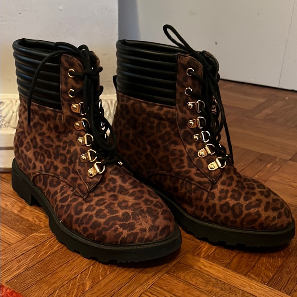 J P Leopard Print Lace-Up Boots size 7
